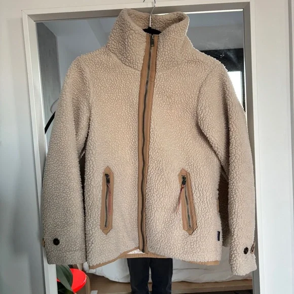 Patagonia Divided Sky Jacket - Picture 3 of 6